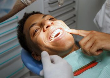 Fluoride Treatments For Your Teeth – How To Do Them Properly